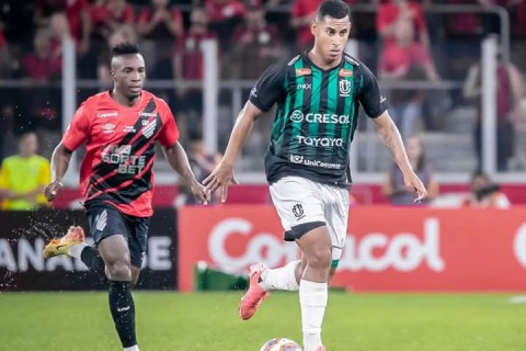 PARANAENSE 2025: Maringá vence o Athlético/PR por 3 a 0 fora de casa e está na Final da competição