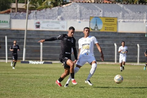 SEGUNDONA PARANAENSE: Fora de casa, Galo Maringá vence o PSTC